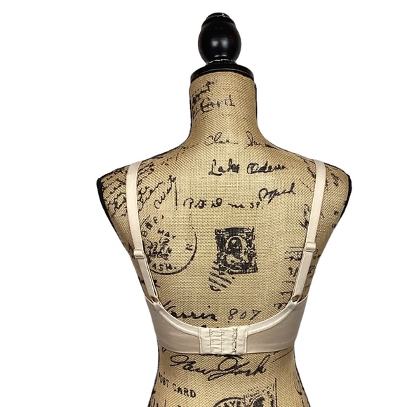 Wacoal T-Shirt Bra - Picture 3 of 7